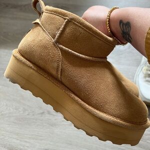 BearPaw WOMEN'S BEARPAW RETRO SHORTY PLATFORM WINTER BOOTS